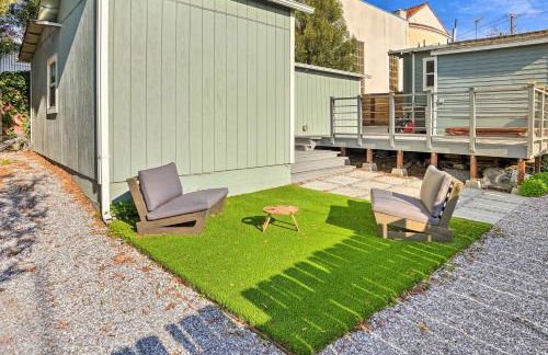 Ideally Located Oakland Home with Private Yard! - Foto 16