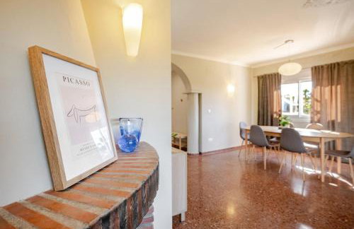 Villa With Jacuzzi and Panoramic Views in Prestigious El Rosario, Marbella - Foto 9