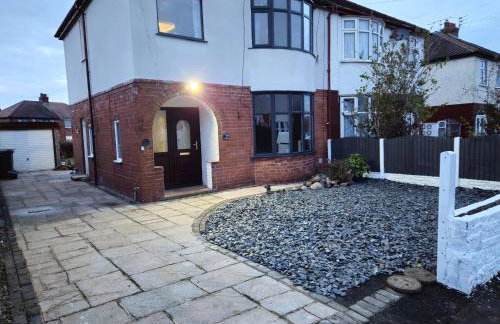 Clifton House, For Holidays, Contractors, Relocation, Work, Etc, Free Parking and Wifi - Foto 8