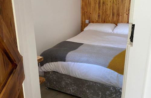 Minimoor Lodge - Photo 5