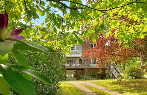 Amazing Home In Sainte-Marguerite-Sur- - Foto 8