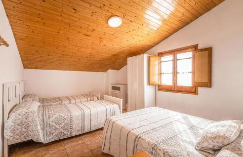 4 Bedroom Nice Home In Riells I Viabrea - Foto 19