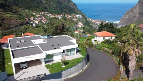 Elysium São Vicente - Designer Villa with Ocean View, Heated Pool, Jacuzzi & Sauna - Foto 4