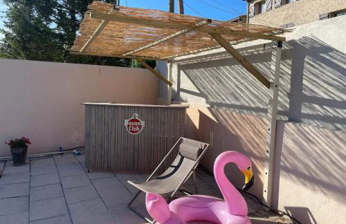 Studio indépendant, piscine & jardin en centre-ville - Foto 10