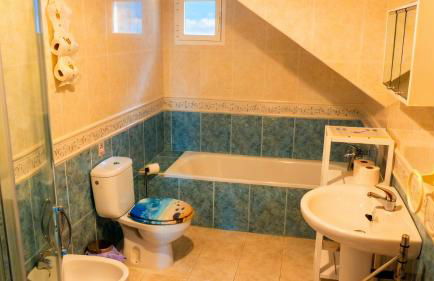 Villa Clara beautiful villa, heated pool, 10 min beach by Rentasunnyplace - Foto 17