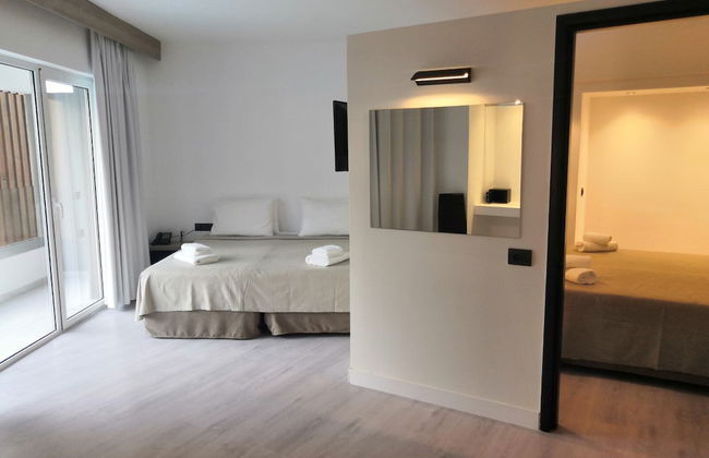 Castellum Suites - Photo 29