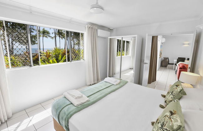 Agincourt Beachfront Apartments - Photo 7