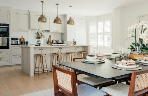 Luxury Fulham Townhouse with a Bar & Games Room - Foto 17