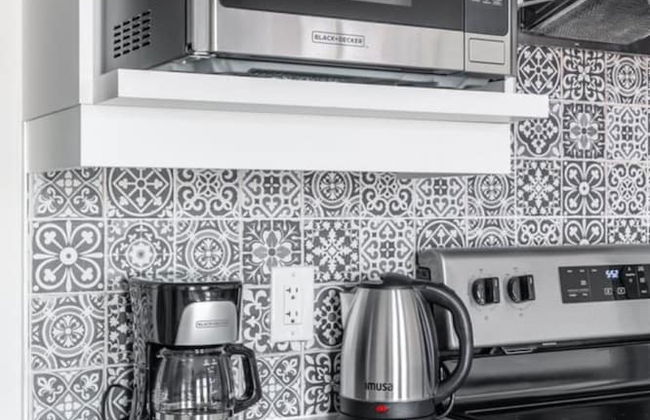 Iconic Rideau 1Bd Unit Balcony Free Parking 1 - Photo 17