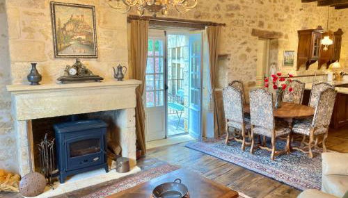 New Listing! Maison Delluc with Spectacular Vistas - Foto 4