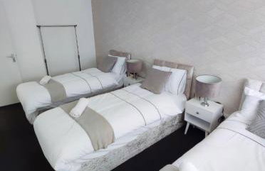 THE CROFT HOUSE - Near Birmingham Airport and NEC For Company, Contractor and Leisure Stays - HS2, JLR, Resorts World, Large Onsite Secure Parking - Foto 12