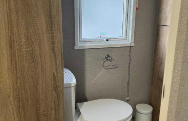 Modern Caravan 2025 with Decking - Foto 14