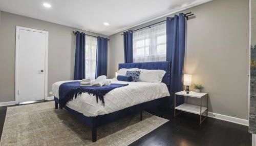 Charming Retreat in the Heart of Des Plaines residence - Photo 4