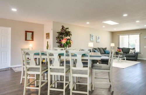 Golfers Oasis! 55 and Sun City West Retreat with Pool - Foto 11