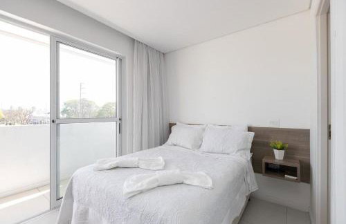 Studio com Sacada Ampla e AC - Foto 7