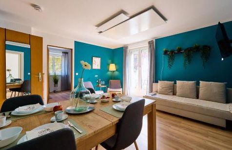 Praktisch&Zentral für Gruppen und Firmen-3 Schlafzimmer- 6 Personen-Parkplatz-Balkon-Stadtmitte-schnelles WLAN - Foto 6