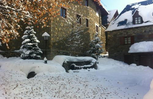 Casa de piedra con encanto en el bonito pueblo de Bagergue - Foto 54
