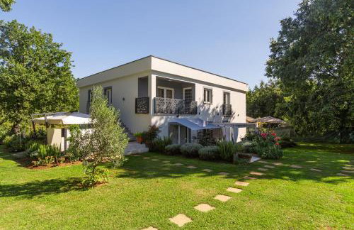 House Cetiri Hrasta - Foto 13