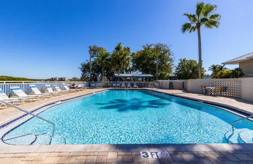 Come Stay Where the Dolphins Play! - Foto 24