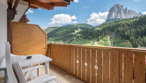 Garni Hotel Gardena App Dolomites 3 - Foto 4