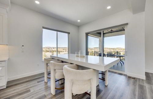 Group Getaway in Monument! High-End Home with Views - Foto 8