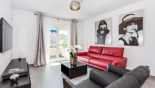 by RIVA - Gorgeous 2 Bedroom Apartment in Centre of Puerto Banus - Photo 5