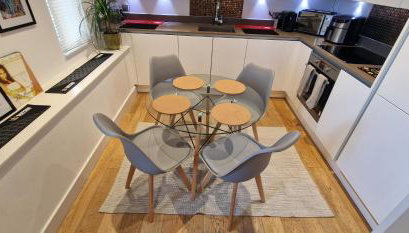 A lovely bedroom in Woolwich - Foto 4