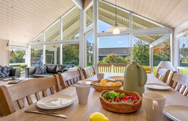 "Enid" - 700m from the sea - Foto 2