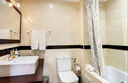 VeBella Abegoaria - Foto 21