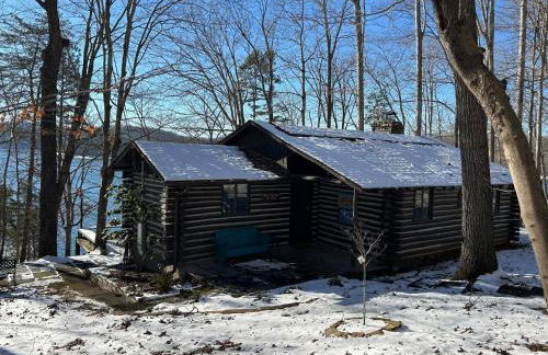 Blue Fish Cabin – Your Lakeside Getaway Awaits - Foto 32