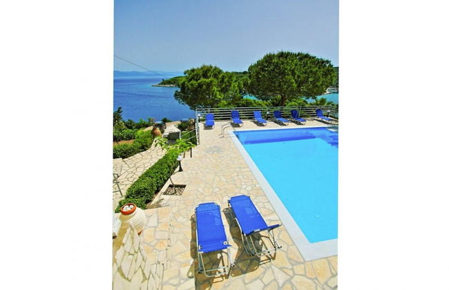 Dolphin Studio Swimming Pool Walk to Beach Sea Views A C Wifi Car Not Required - 559 - Foto 27