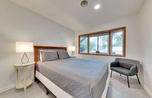 Beach House 2 on Lake LBJ - Sleeps 24 - Foto 45