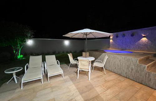 Casa Flora - Jacuzzi exclusiva e conforto absoluto a 10 quadras da praça central - Foto 8