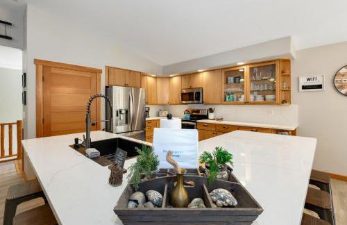 Cozy Pine Cabin Pool Access - Foto 7