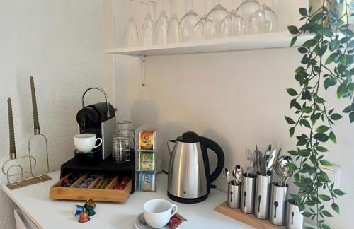 Design Apartment mit Balkon - Küche - Netflix - Foto 15