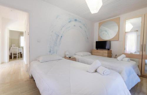 Blue House - Recently renovated - Foto 13