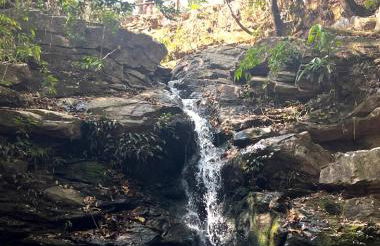 Refugio Moderno com Piscina Quente e Por do Sol - Foto 33