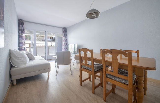 Montserrat 32, R68 - Photo 12