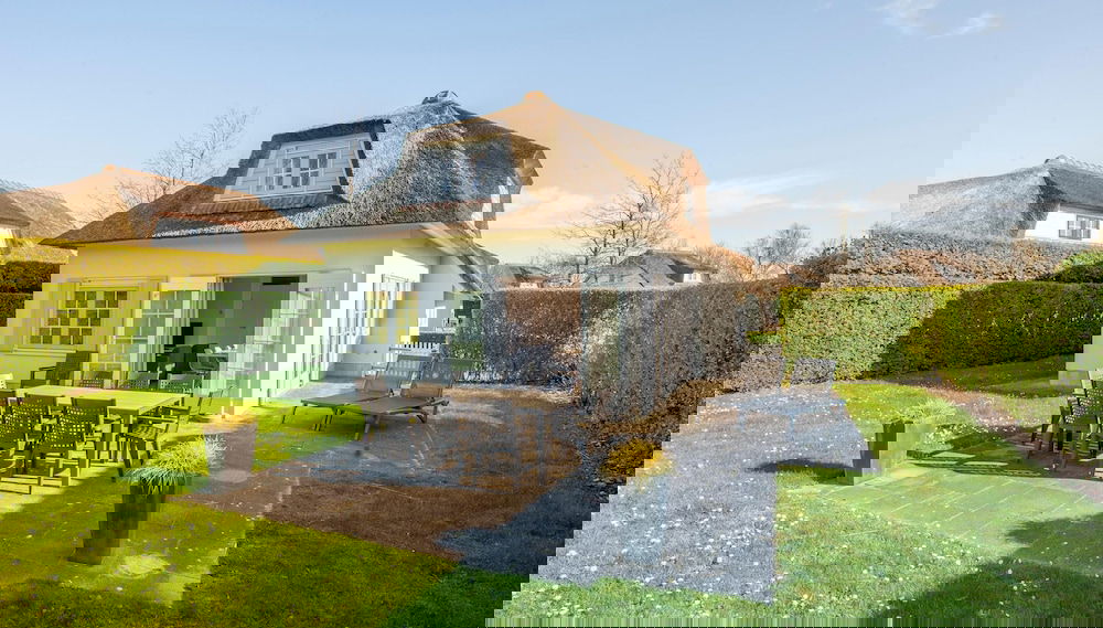 Restyled Villa With Dishwasher, Near the Beach - Foto 1, Imagen principal