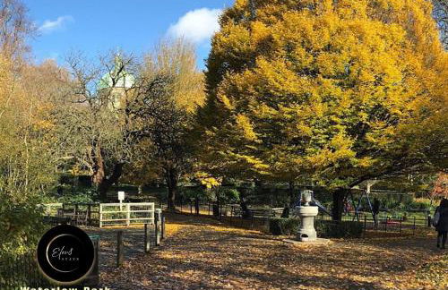 Modern 2BR Apartment Perfect for Remote Work - Foto 39