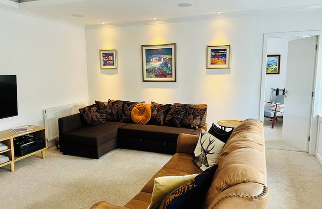 Crieff Armoury Luxury Self Catering Apartment - Foto 55