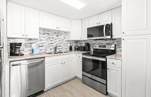 SunDestin Resort Unit 0403 - Photo 8