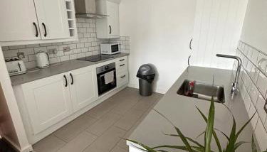 City Centre Free Secure Parking - Photo 3