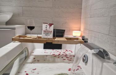 Apartament w Centrum z wanną z hydromasażem - Foto 1