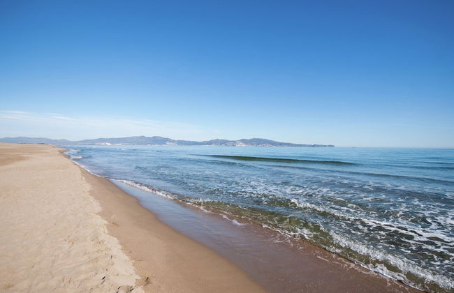 Alluring Holiday Home in Girona With Swimming Pool - Foto 35