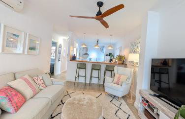 Impressive apartment with 3 bedrooms metres from the beach - Foto 8