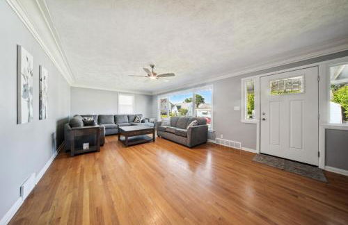 Charming Erie Home about 2 Mi to Downtown Delights! - Foto 5