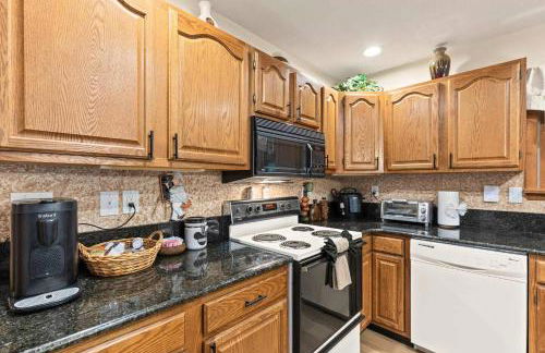 Pocono's Resort | Fire Pit, Jacuzzi, Winter Sport - Foto 45