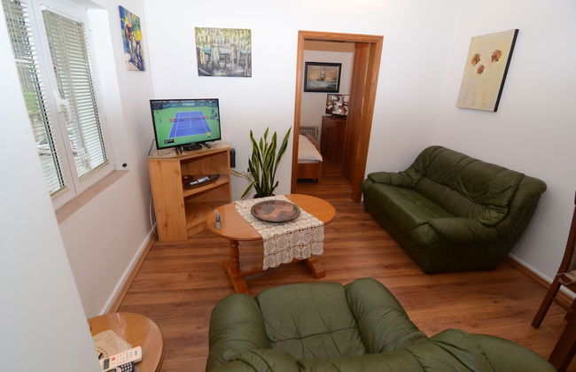 Maritimo Apartments - Photo 17