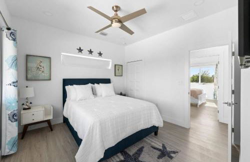 Blue Pearl New Waterfront Haven with Heated Pool ,70 Foot Dock, and More! - Foto 71